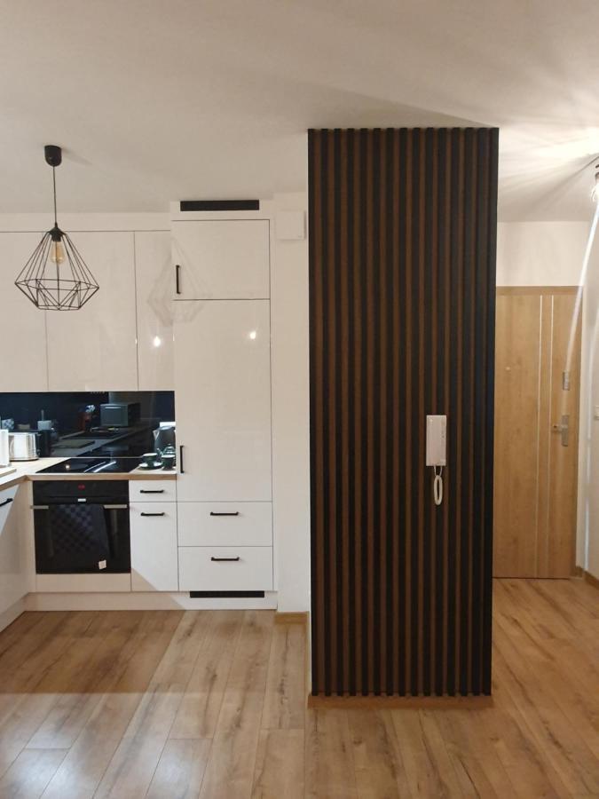 Apartament Number One NOVA WOZOWNIA Leszno  Exterior foto